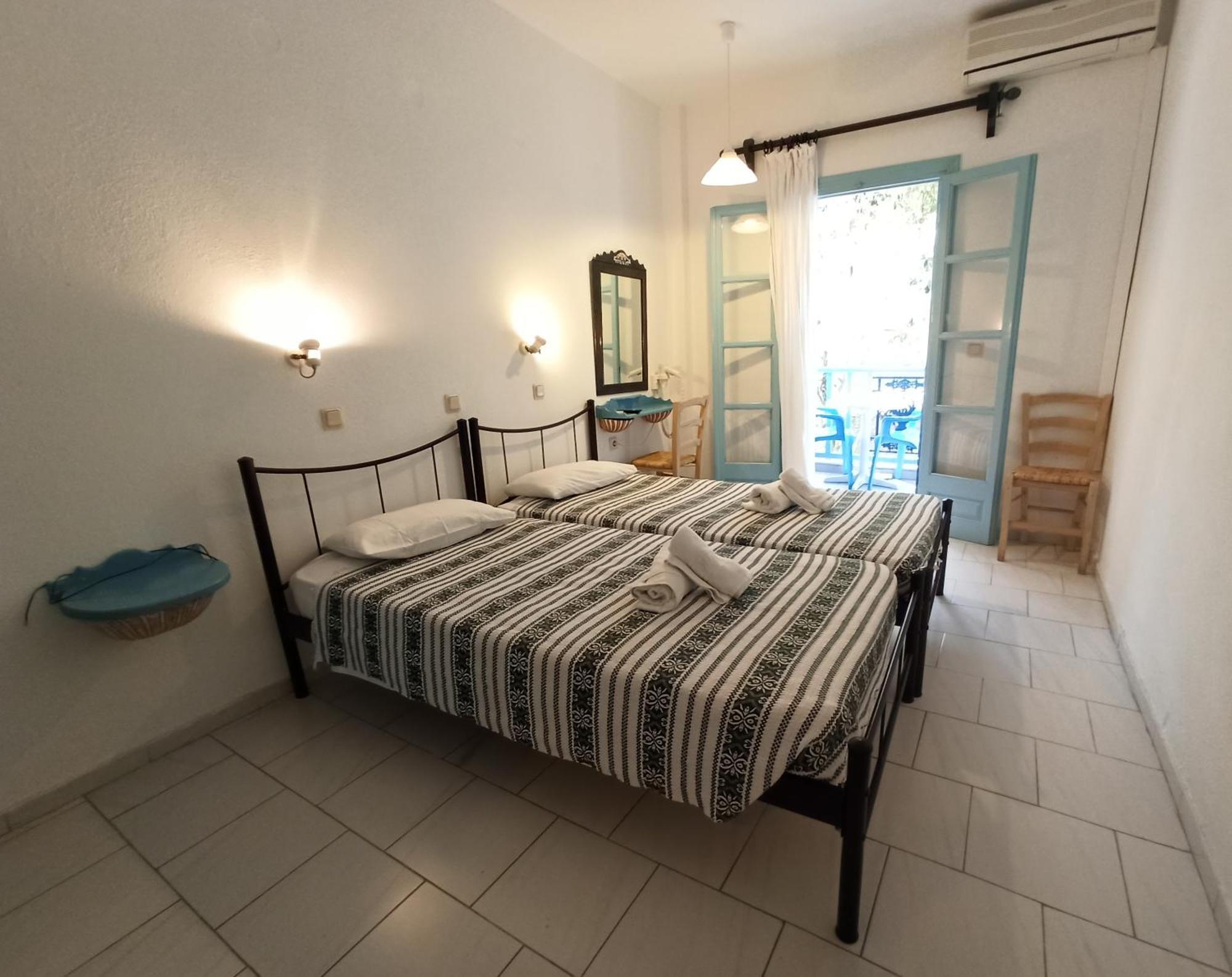 Daidalos Hotel Armenistis  Zimmer foto